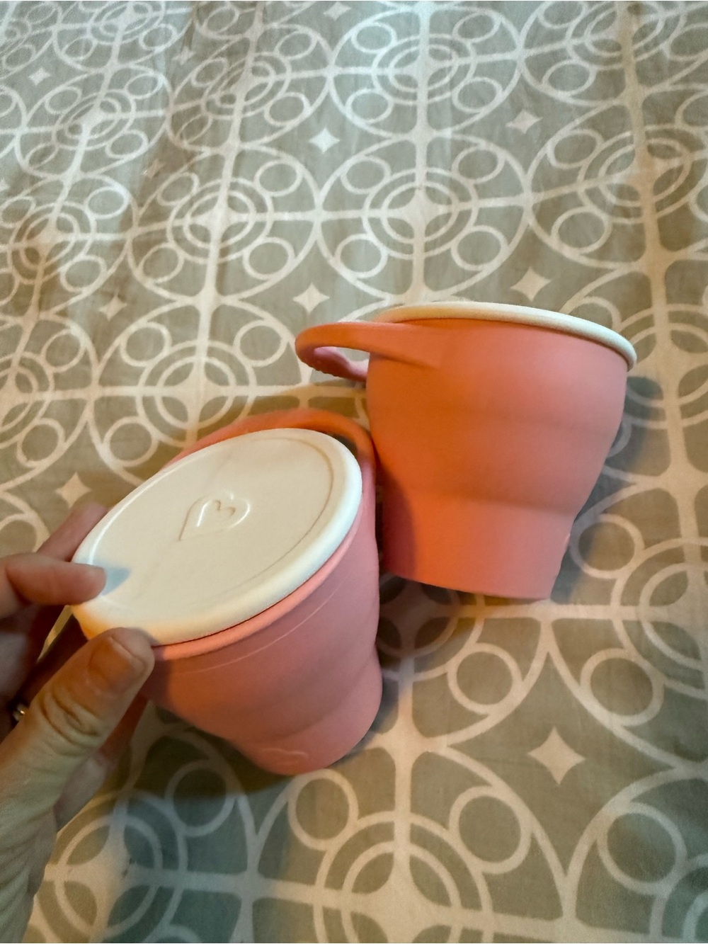 Munchkin Snack Cups sleek contemporary pink set of 2